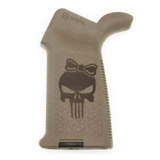 AR-15 Magpul MOE Grip - Punisher Girl - Flat Dark Earth