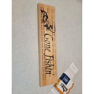 Cribbage Board Gone Fishing (Closeout) and Overruns