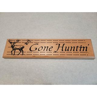 Cribbage Board Gone Hunting (Closeout) and Overruns