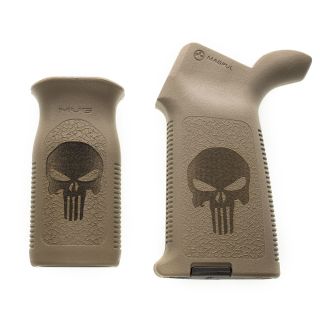 AR-15 Magpul MOE + MVG Grip Set - Punisher Skull - Flat Dark Earth