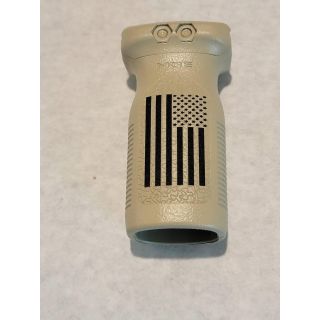 Magpul RVG Vertical Grip - *ORPH* Cerakote Brown Sand - US Flag - Magpul Blemish