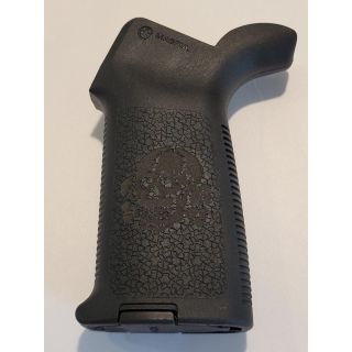 AR-15 Magpul MOE Grip *ORPH*  - Laser Black on Black Skull and Crossbones  - Sample